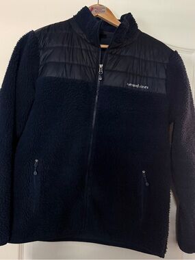 Vineyard Vines Men’s Navy Fleece with Quilted Yoke/Sherpa Zip Jacket